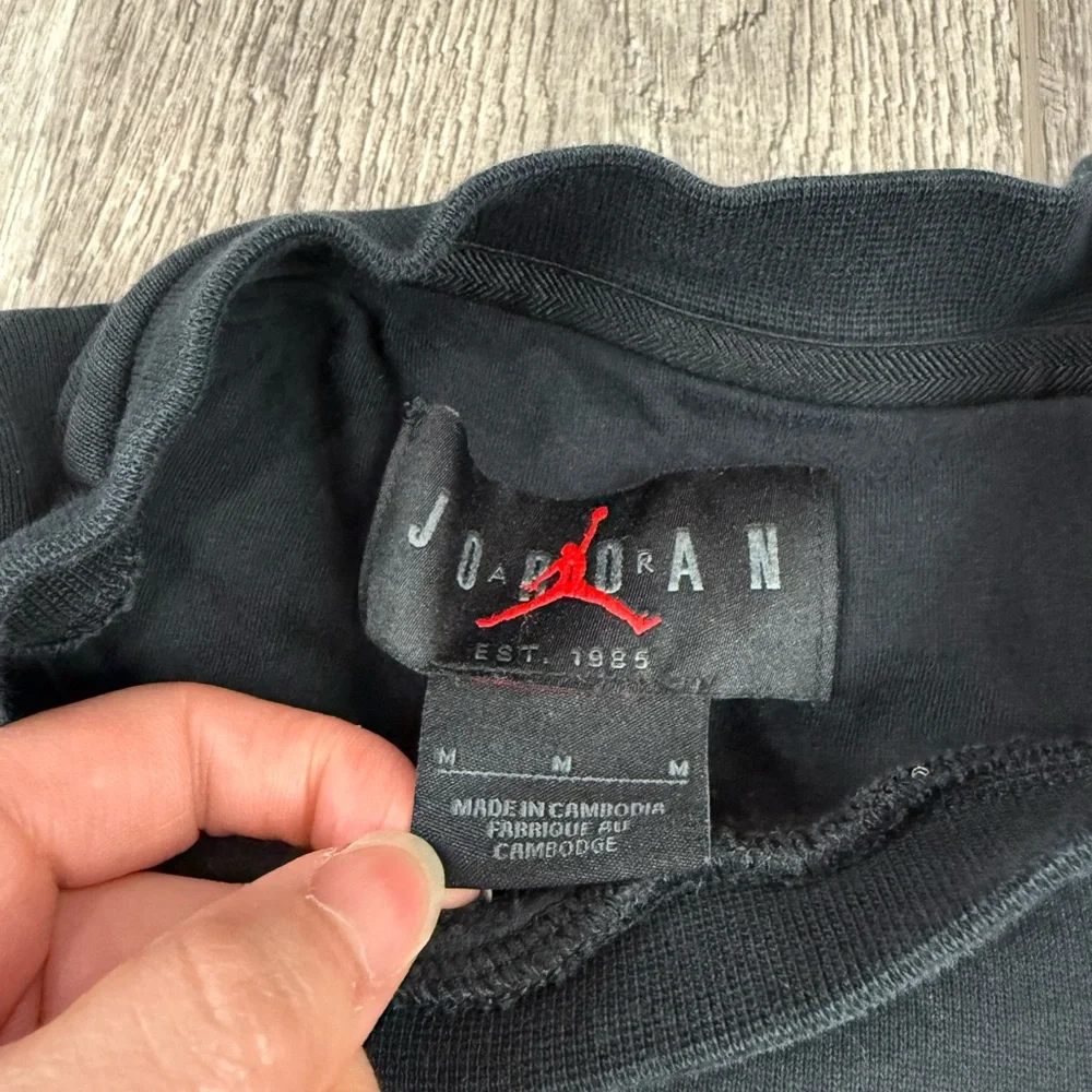 Jordan size black